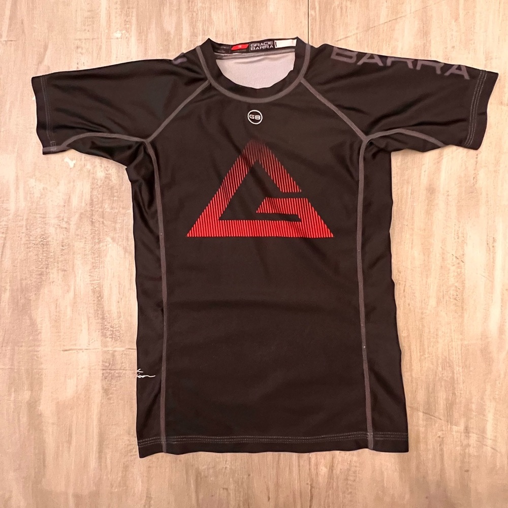 Gracie Barra Black Rash Guard Youth Medium